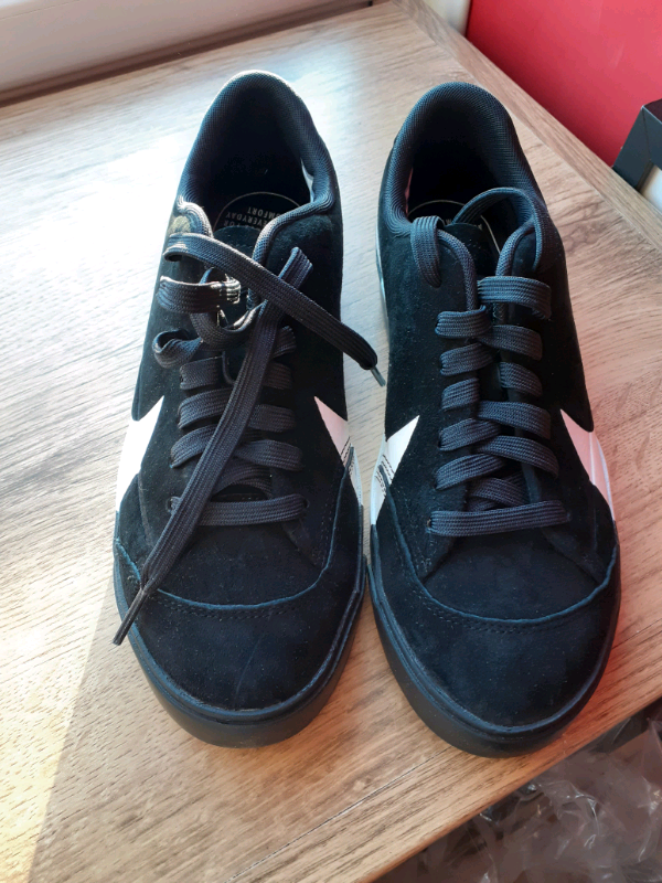 blazer city low trainers